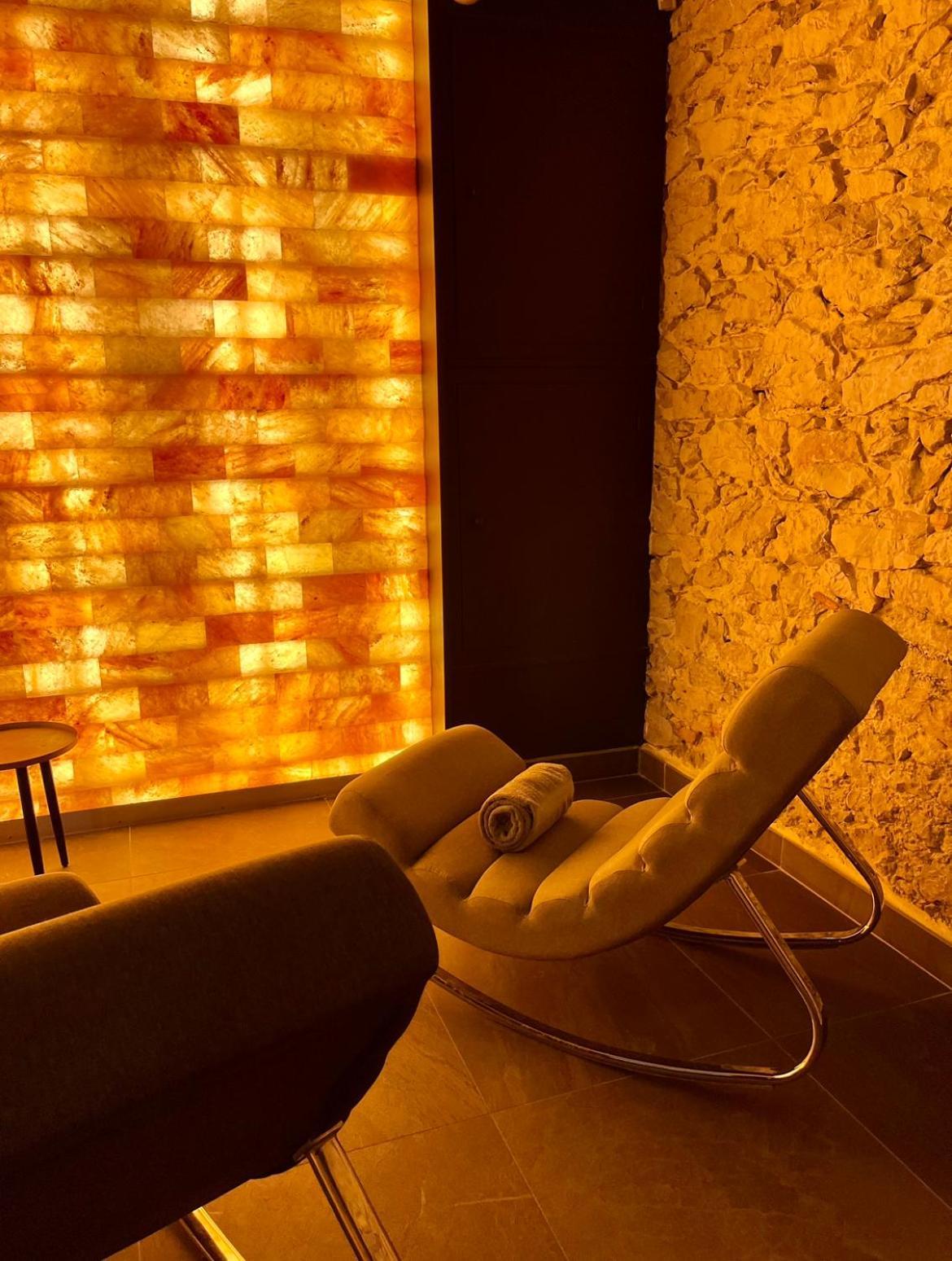 Hotel Les Dependances De Cornu