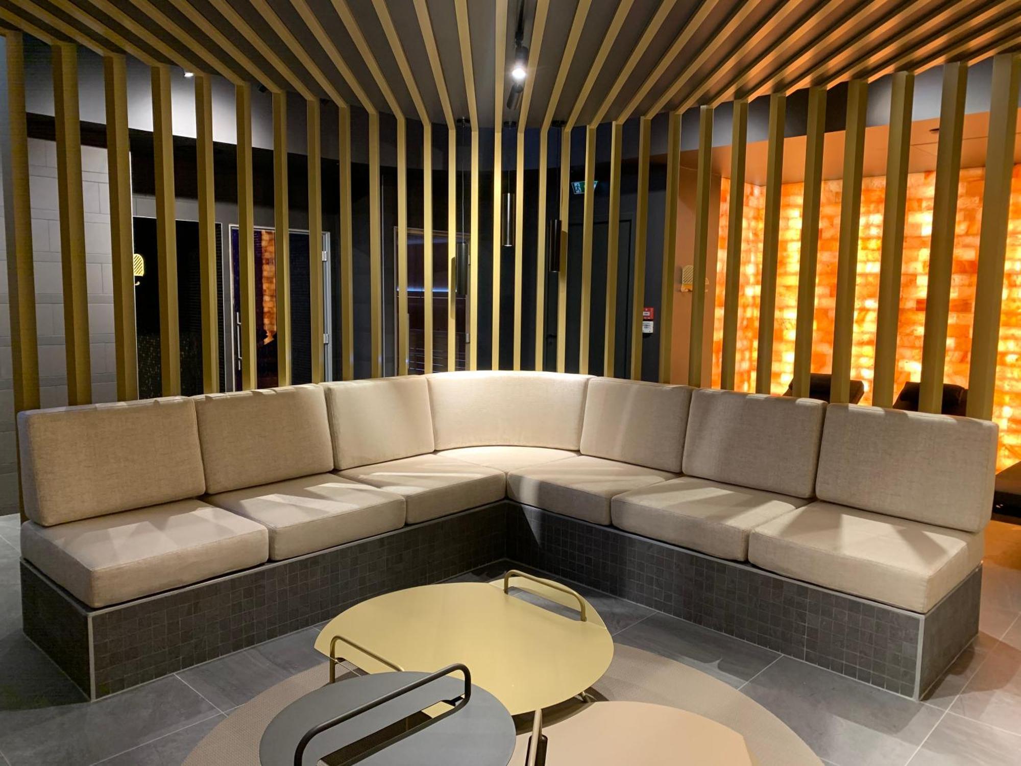 Les Dependances De Cornu Hotel
